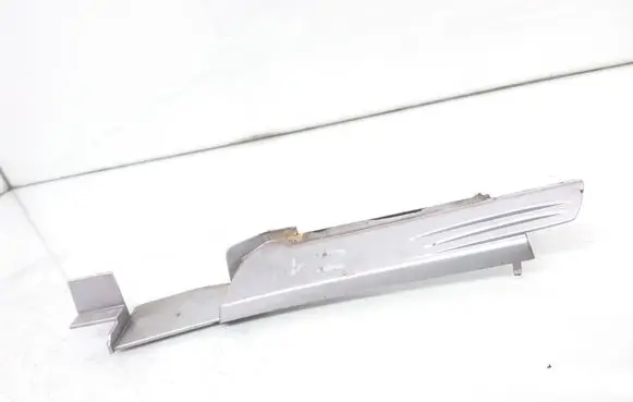 Opel Zafira B Fender end trim 13142286