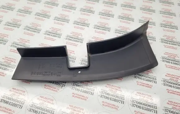 Skoda Octavia Mk3 (5E) Rear/tail light trim molding 5E9945312