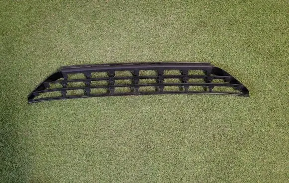 Volvo XC60 Front bumper lower grill 31323774