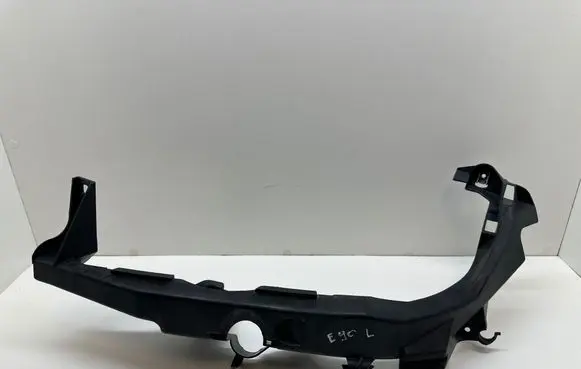 BMW 3 E90 E91 Headlight/headlamp mounting bracket 7116707