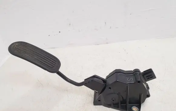 Lexus IS 220D-250-350 Accelerator throttle pedal 7811053011 1988007840