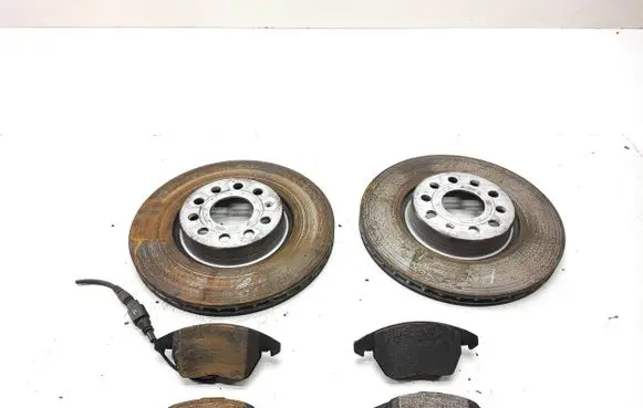 Volkswagen PASSAT CC Front brake disc