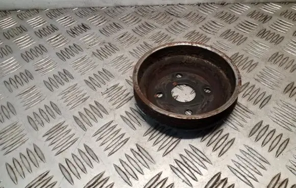 Hyundai Terracan Water pump pulley 