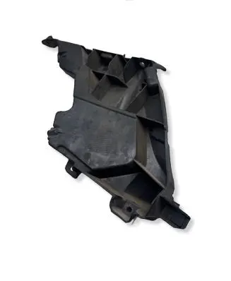 Audi A7 S7 4G Headlight/headlamp mounting bracket 4G8807284C