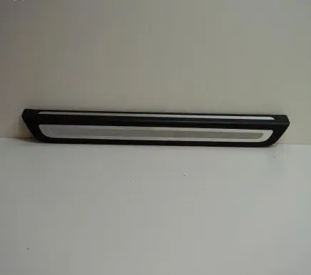 (A) pillar trim