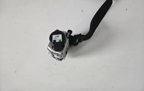 Jaguar F-Type Front seatbelt 635390800B