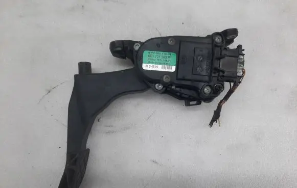 Seat Ibiza IV (6J,6P) Accelerator throttle pedal 6Q1721503M