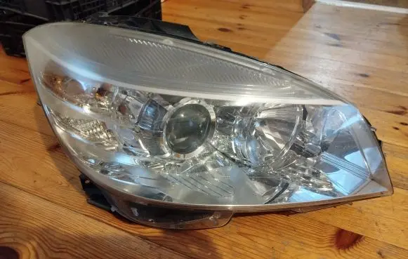 Mercedes-Benz C AMG W204 Headlight/headlamp A2048208661 030123460400