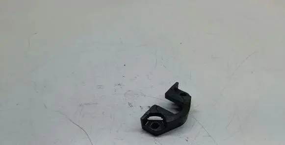 BMW X5 E70 Fuel Injector clamp holder 