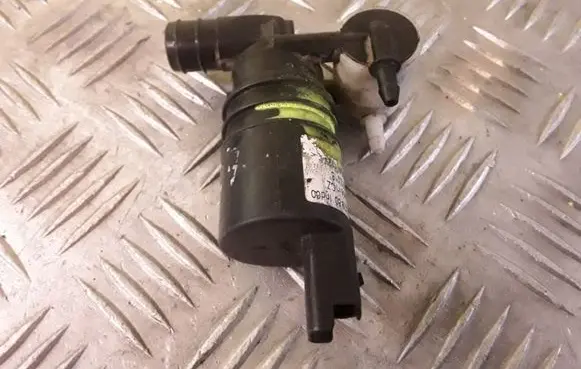 Peugeot 407 Windscreen/windshield washer pump 9643447980