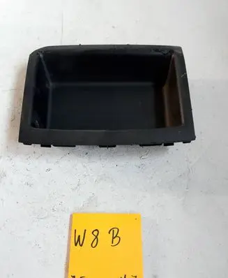 Volkswagen Polo IV 9N3 Glove box 