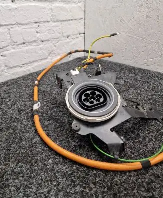 BMW X5 F15 Electric car charge socket 6800377