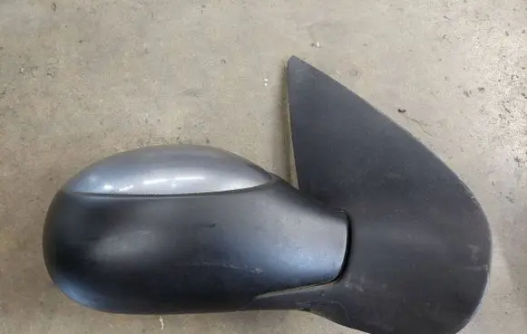 Peugeot 206+ Manual wing mirror 96725979xt
