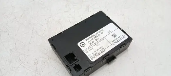Mercedes-Benz ML W164 Gateway control module A1645406745 A1645404345 A1644451000