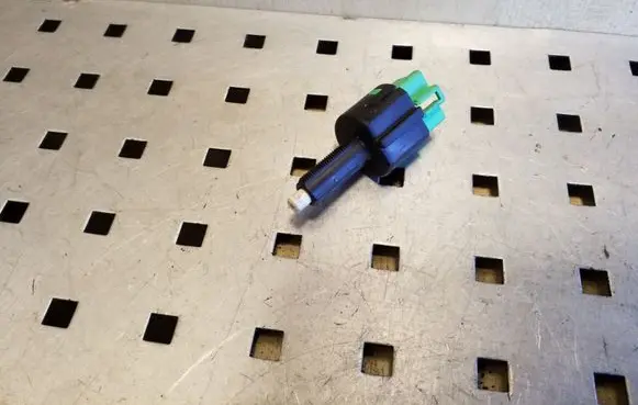 Brake pedal sensor switch
