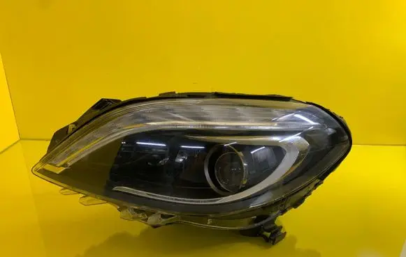 Mercedes-Benz B W246 W242 Headlight/headlamp A2468204761
