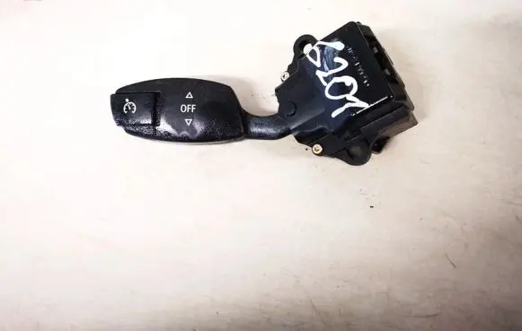 BMW 5 E60 E61 Indicator stalk 6924104a