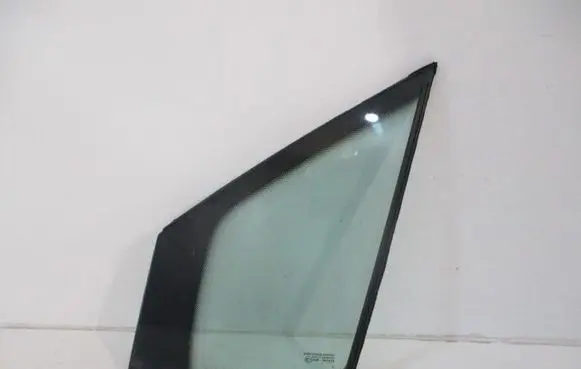Citroen C8 Front triangle window/glass 43R001025