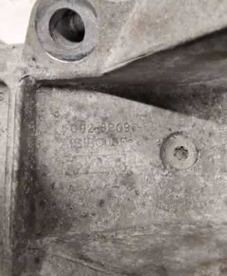 Volvo XC60 Engine mounting bracket 6G926P096