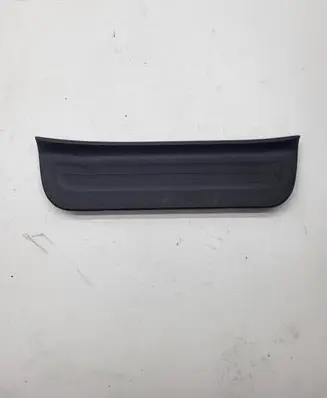 Toyota Prius+ (ZVW40) Front sill trim cover 85887k0000