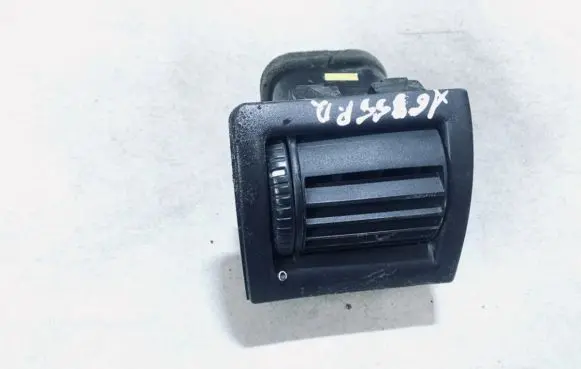 Opel Astra G Dash center air vent grill 90560339