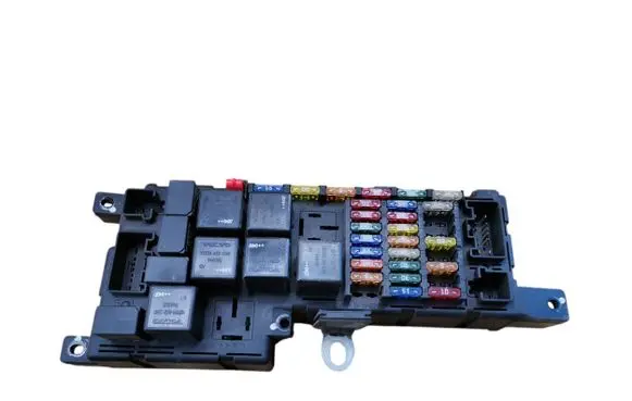 Volvo S80 Fuse module 8678449 518826011