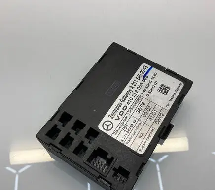 Mercedes-Benz E W211 Gateway control module A2115402945 410213005008 2115402945