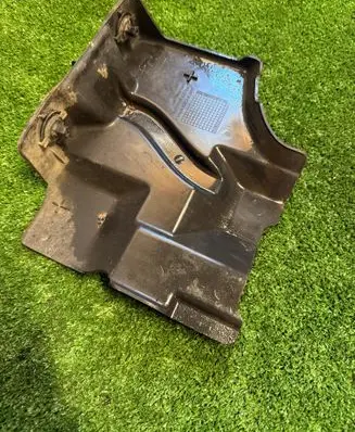 Skoda Octavia Mk4 Other engine bay part 5E3825841A