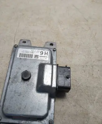 Nissan Juke I F15 Gearbox control unit/module EMU10080NA1