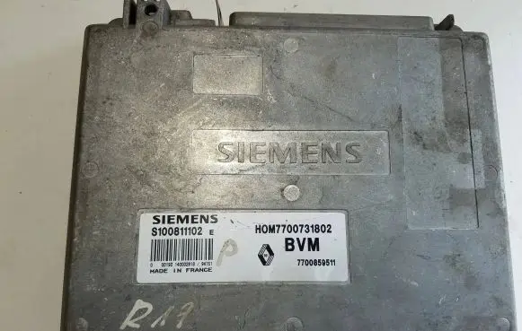 Renault 19 Engine control unit/module 7700859511 S100811102 7700731802