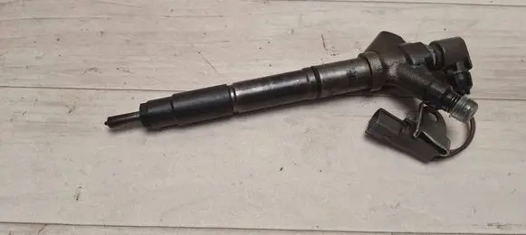 Toyota Corolla Verso AR10 Fuel injector 236700R040 05H06753