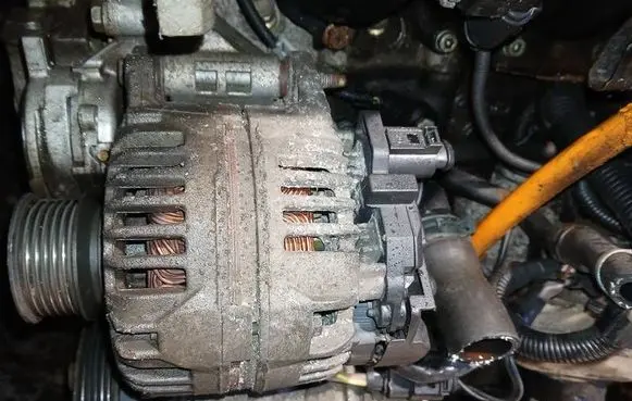 Skoda Octavia Mk1 (1U) Generator/alternator 028903028D 0124325003