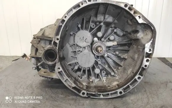 Renault Trafic II (X83) Manual 6 speed gearbox PF6026 8201129037 C082847