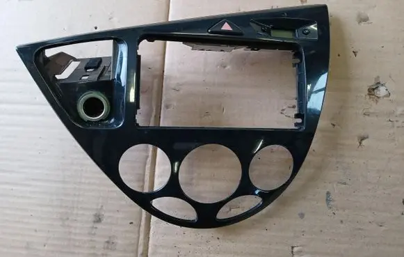 Ford Focus Dashboard center trim panel YS4XA046A04AAW