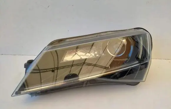 Skoda Superb B8 (3V) Headlight/headlamp 3V1941015B