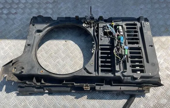 Citroen C5 Radiator support slam panel