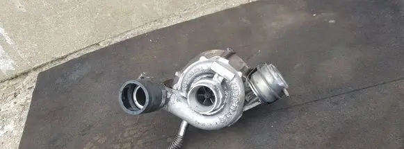 Audi A4 S4 B6 8E 8H Turbo 059145701S