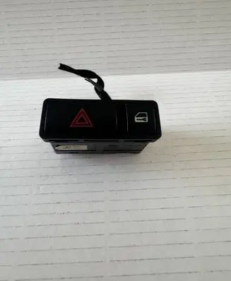 BMW 3 E46 Hazard light switch 61318368920