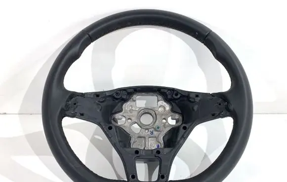 Volkswagen PASSAT B8 Steering wheel 