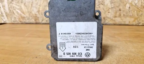 Volkswagen PASSAT B5.5 Airbag control unit/module 1c0909605