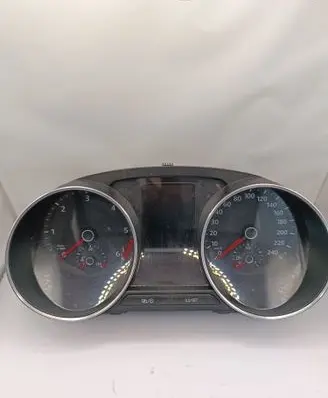 Volkswagen Polo V 6R Speedometer (instrument cluster) 6C0920741C A2C96769000 000378