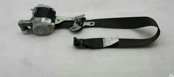Mitsubishi Lancer X Front seatbelt 7000B043