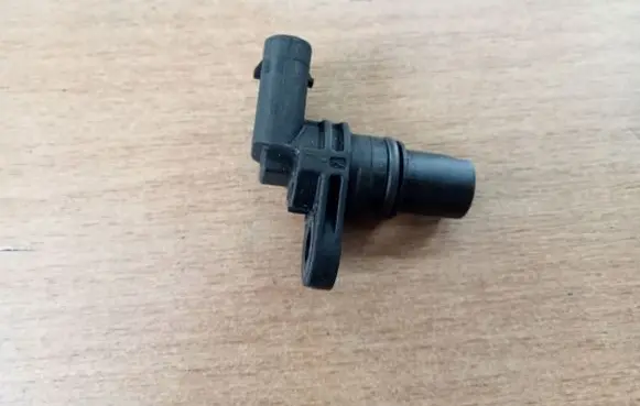 Volkswagen Phaeton Camshaft position sensor 07L905163A