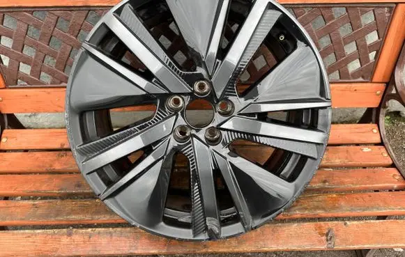 Peugeot 3008 II R19 alloy rim 