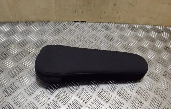Honda CR-V Armrest