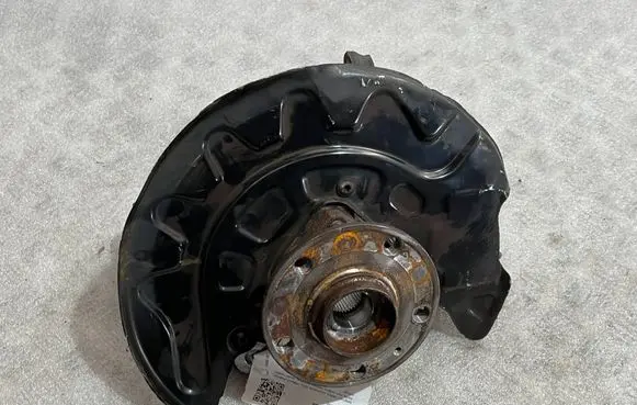 Audi A3 8Y Front wheel hub 5WA400530GS