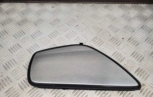 Audi A8 S8 D4 4H Front door speaker cover trim 4H0868152B