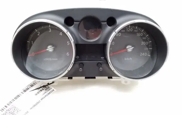 Nissan Qashqai Speedometer (instrument cluster) JD50E