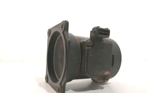 Audi A6 S6 C5 4B Mass air flow meter 078133471C AFH7008C