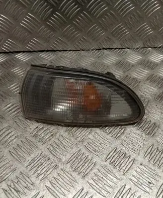Mitsubishi Galant Front indicator light 21037833